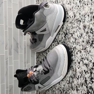 Jordan Athletic Shoes in Gray and Black